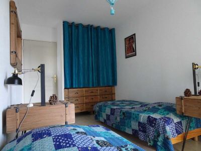Miniature chambre principale dans cette residence de locations à Aigues-Mortes
